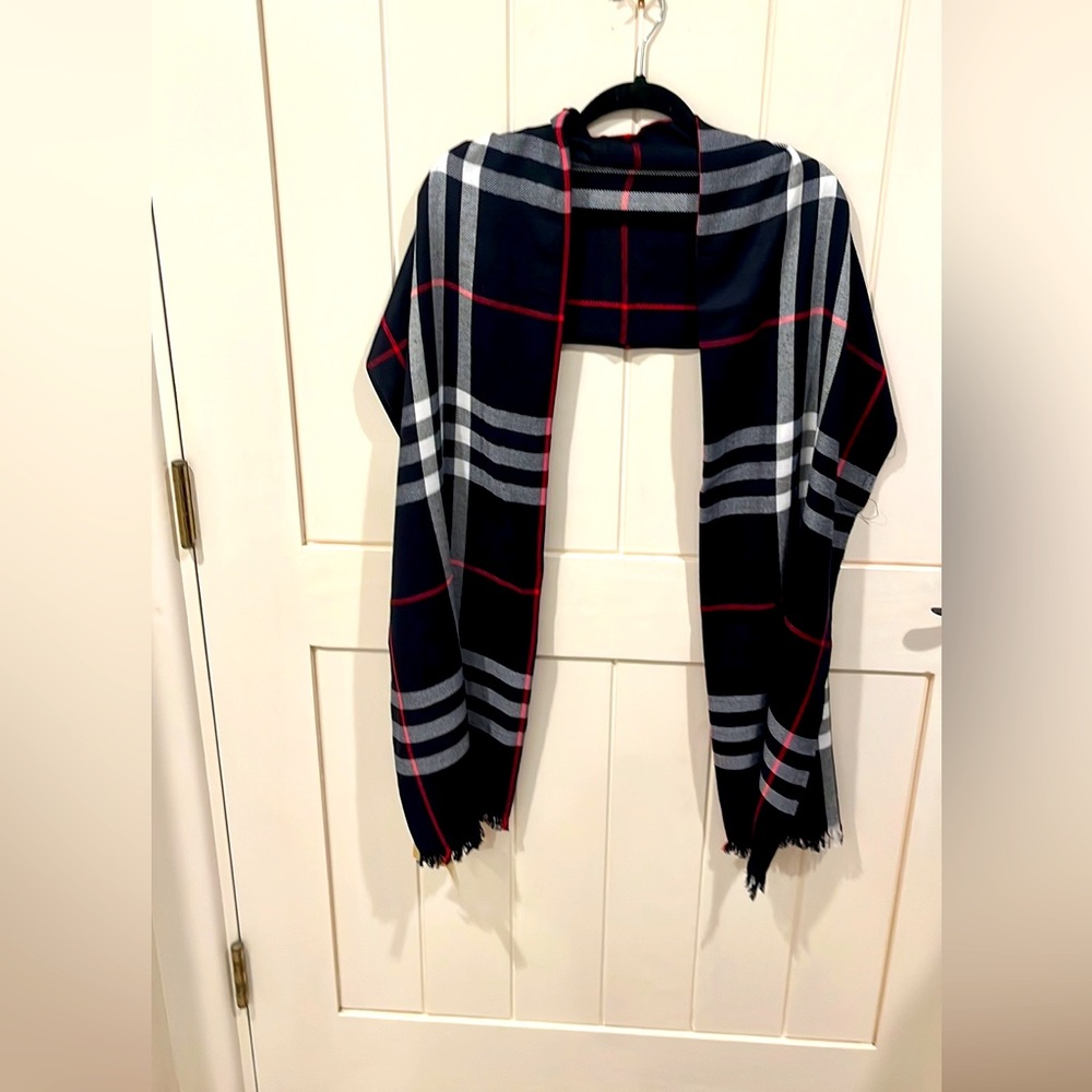 Burberry London Cashmere Unisex Scarf